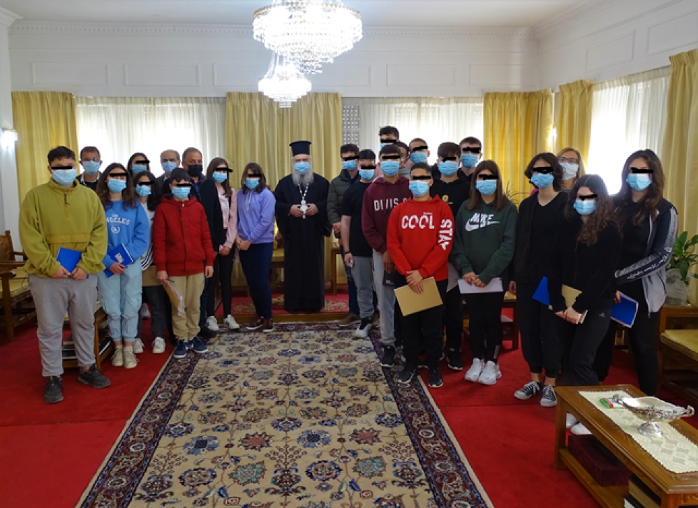 &Delta;ί&alpha;&upsilon;&lambda;&omicron;&sigmaf; έ&kappa;&phi;&rho;&alpha;&sigma;&eta;&sigmaf; &mu;&epsilon; &laquo;&Rho;&omega;&mu;&iota;&omicron;&sigma;ύ&nu;&eta;&raquo; &gamma;&iota;&alpha; &tau;&omicron;&upsilon;&sigmaf; &mu;&alpha;&theta;&eta;&tau;έ&sigmaf; &tau;&omicron;&upsilon; 4&omicron;&upsilon; &Gamma;&upsilon;&mu;&nu;&alpha;&sigma;ί&omicron;&upsilon; &Sigma;&pi;ά&rho;&tau;&eta;&sigmaf;