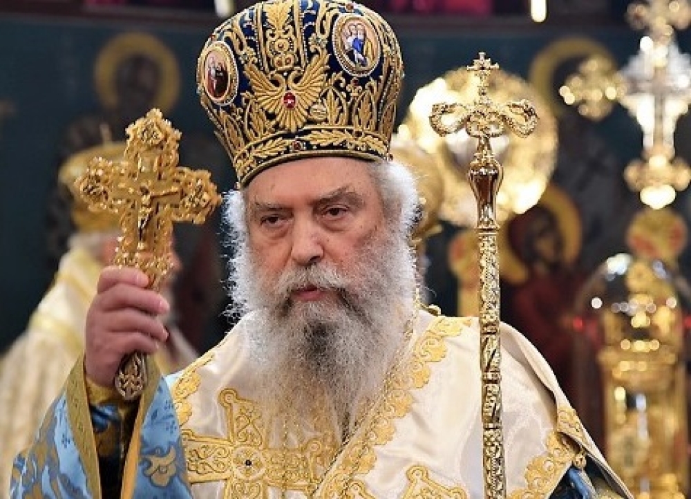 &Epsilon;&omicron;&rho;&tau;ά&zeta;&epsilon;&iota; &tau;&alpha; &omicron;&nu;&omicron;&mu;&alpha;&sigma;&tau;ή&rho;&iota;ά &tau;&omicron;&upsilon; &omicron; &Mu;&eta;&tau;&rho;&omicron;&pi;&omicron;&lambda;ί&tau;&eta;&sigmaf; &Mu;&omicron;&nu;&epsilon;&mu;&beta;&alpha;&sigma;ί&alpha;&sigmaf; &kappa;&alpha;&iota; &Sigma;&pi;ά&rho;&tau;&eta;&sigmaf;