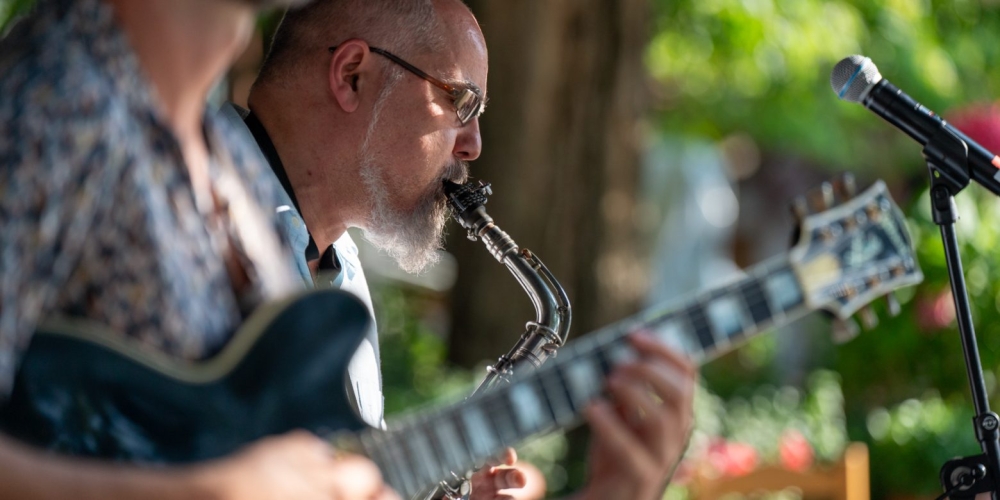 &Sigma;&upsilon;&nu;&alpha;&upsilon;&lambda;ί&alpha; Jazz  &sigma;&tau;&eta; &Beta;&alpha;&mu;&beta;&alpha;&kappa;&omicron;ύ &Lambda;&alpha;&kappa;&omega;&nu;ί&alpha;&sigmaf;