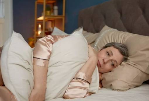 Γιατί ο ύπνος «χαλάει» μετά τα 60