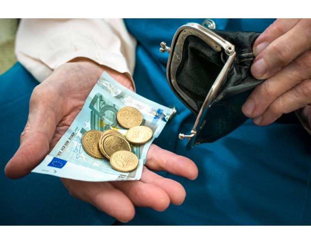 Nέ&alpha; έ&kappa;&tau;&alpha;&kappa;&tau;&eta; &omicron;&iota;&kappa;&omicron;&nu;&omicron;&mu;&iota;&kappa;ή &epsilon;&nu;ί&sigma;&chi;&upsilon;&sigma;&eta; &sigma;&tau;&omicron;&upsilon;&sigmaf; &sigma;&upsilon;&nu;&tau;&alpha;&xi;&iota;&omicron;ύ&chi;&omicron;&upsilon;&sigmaf; &pi;&omicron;&upsilon; &delta;&epsilon;&nu; &pi;ή&rho;&alpha;&nu; &alpha;ύ&xi;&eta;&sigma;&eta;