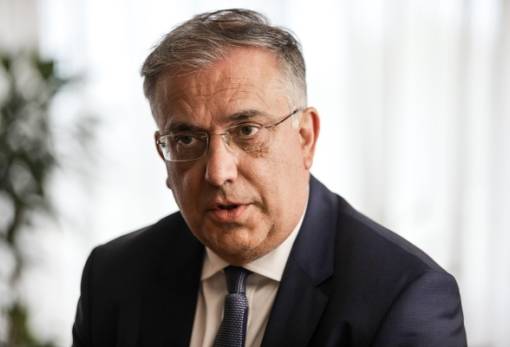 Θεοδωρικάκος: Στόχος μας είναι η στήριξη της μέσης ελληνικής οικογένειας και η αύξηση του διαθέσιμου εισοδήματος