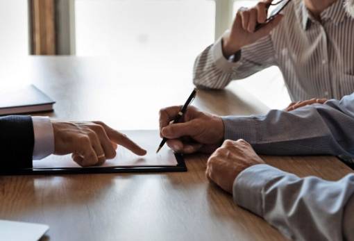 «Κόκκινα» χρέη άνω των 2,5 δισ. ευρώ στην Πελοπόννησο