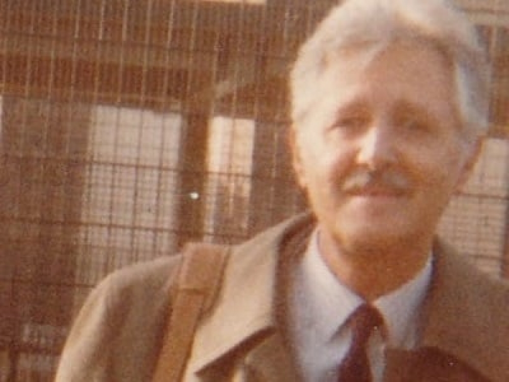 &Mu;&epsilon;&lambda;&omicron;&pi;&omicron;&iota;&eta;&mu;έ&nu;&omicron;&sigmaf; Ά&theta;&omega;&sigmaf; &Delta;&eta;&mu;&omicron;&upsilon;&lambda;ά&sigmaf; &mu;&epsilon; &Lambda;ά&kappa;&omega;&nu;&alpha; &sigma;&upsilon;&nu;&tau;&epsilon;&lambda;&epsilon;&sigma;&tau;ή