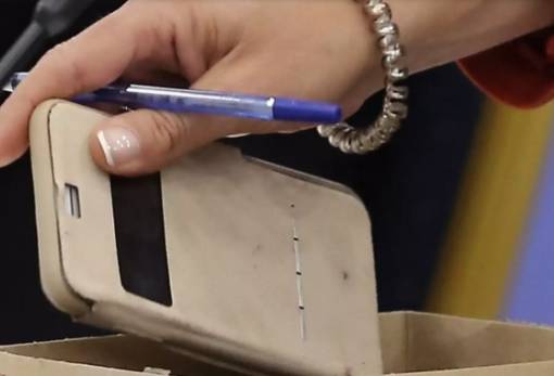 Γυναίκα «βούτηξε» κινητό από κατάστημα στη Σπάρτη αλλά συνελήφθη