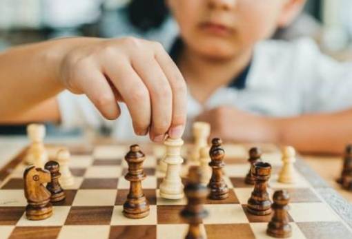 Το σκάκι «μπαίνει» στα νηπιαγωγεία και δημοτικά