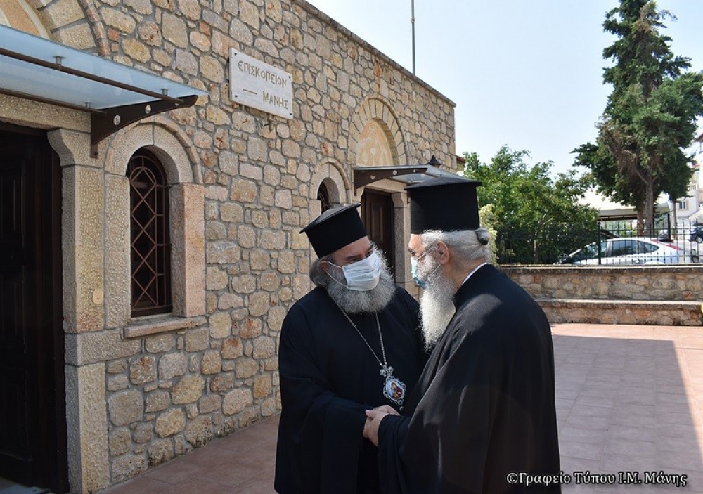 &Epsilon;&pi;ί&sigma;&kappa;&epsilon;&psi;&eta; &tau;&omicron;&upsilon; &Mu;&eta;&tau;&rho;&omicron;&pi;&omicron;&lambda;ί&tau;&eta; &Sigma;&pi;ά&rho;&tau;&eta;&sigmaf; &sigma;&tau;&eta; &Mu;&eta;&tau;&rho;ό&pi;&omicron;&lambda;&eta; &Mu;ά&nu;&eta;&sigmaf;